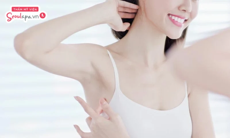 Thực hiện chăm sóc vùng da dưới cánh tay đúng cách sẽ giúp da nhanh phục hồi, mềm mại và giảm nguy cơ lông mọc đôi