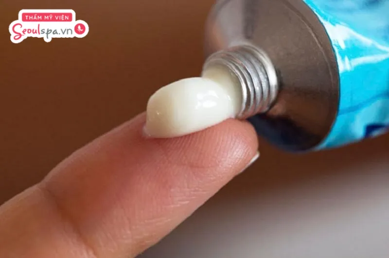 Thuốc kích thích mọc lông giúp hạn chế lông rụng, và phát triển nhanh hơn