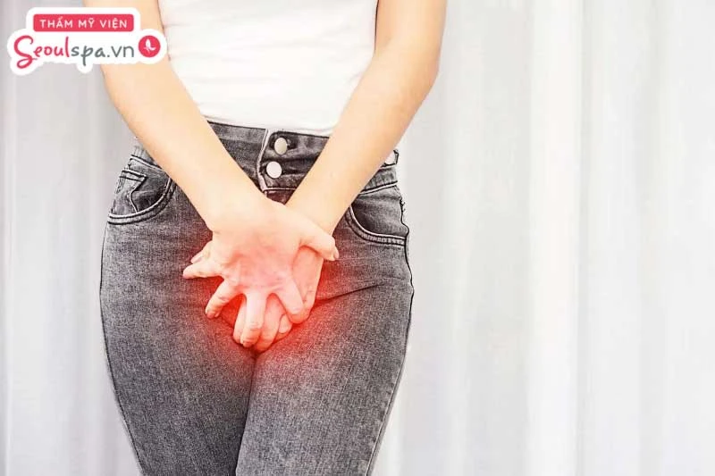 Wax lông tại nhà tiềm ẩn nguy cơ đau rát, kích ứng da và thường chỉ đem lại hiệu quả ngắn hạn