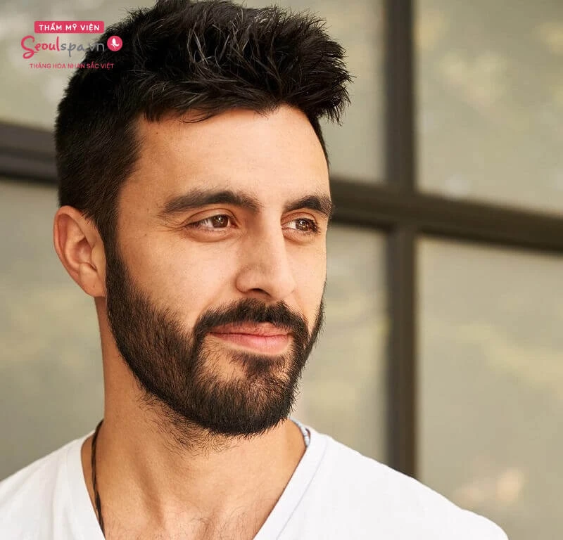 Kiểu râu Corporate Beard có nhiều năm xuất hiện và rất được yêu thích