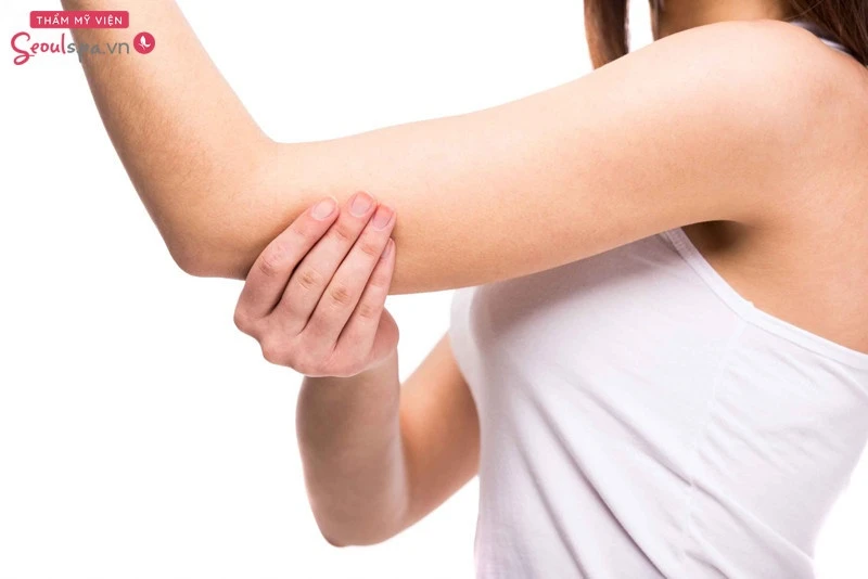 Lông tài mọc ở cánh tay cho thấy bạn rất quyết đoán, tuy nhiên cũng cần suy xét thật kỹ trước khi đưa ra quyết định