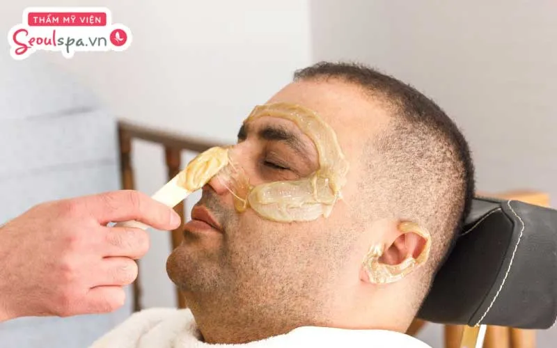Wax lông mặt là phương pháp giúp loại bỏ tận gốc lông mọc trên bề mặt da và làm chậm quá trình mọc hiệu quả