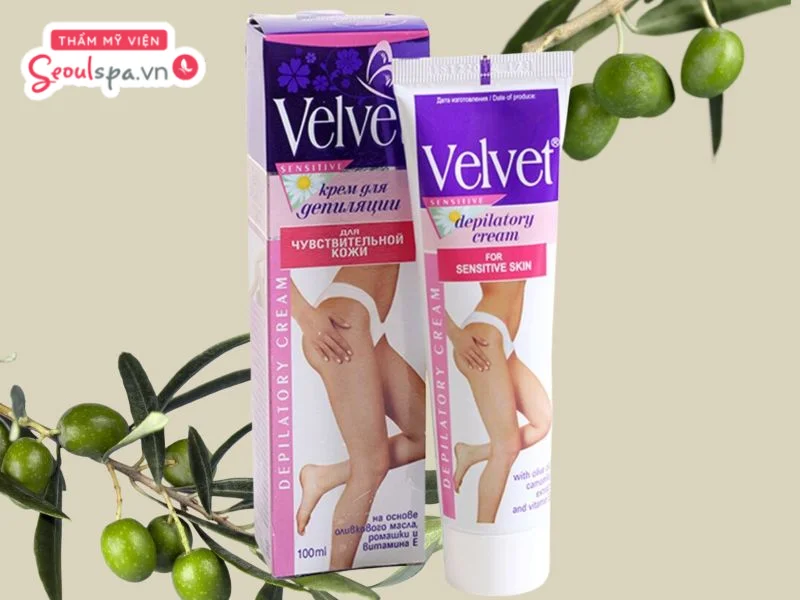 Kem tẩy lông Velvet được nhiều người lựa chọn để loại bỏ lông vùng nách, mang lại sự tiện lợi trong quá trình làm sạch da tại nhà. 