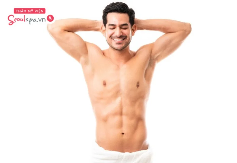 Lông vùng kín rậm ở nam được xem là hiện tượng bình thường
