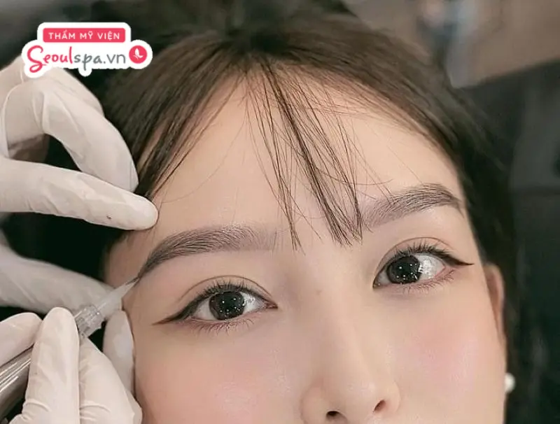 Những ưu điểm nổi bật của phẩy sợi lông mày như tính thẩm mỹ cao, thời gian thực hiện nhanh và khả năng duy trì hiệu quả lâu dài.