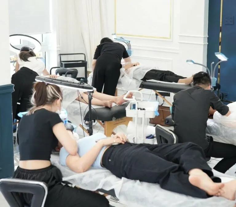Hương Trà Beauty & Academy có đa dạng dịch vụ phun xăm
