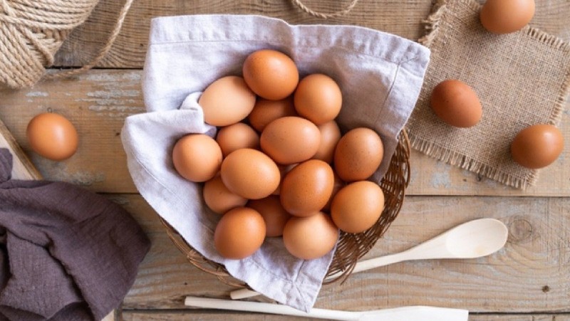 Trứng gà là thực phẩm bạn cần kiêng sau khi trị thâm mụn