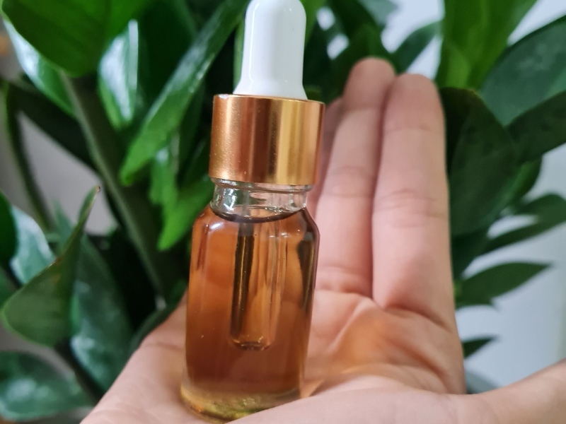 Top 20+ Cách Sử Dụng Dầu Mù U Cho Vết Thương Hở Bí quyết sử dụng dầu mù u trị sẹo không phải ai cũng biết 22 Trong mật ong có chứa enzyme glucose oxidase, với khả năng chuyển hóa thành một loại hoạt chất sát trùng
