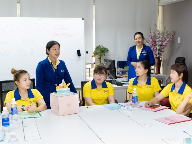 Tạo nền tảng kiến thức tốt cho học viên là một trong những tiêu chí hàng đầu mà một trung tâm đào tạo nghề cần phải có