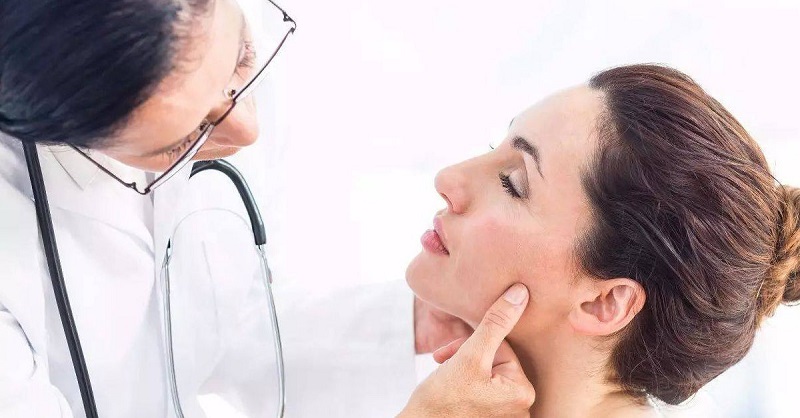 Top 20+ Kem Nghệ Herbal Thái Lan Có Phải Kem Trộn Không Tác hại của kem trộn chứa Corticoid– Sản phẩm hủy hoại làn da 35 Đến trung tâm da liễu hoặc bệnh viện da liễu để được bác sĩ soi da, thăm khám tình trạng da và đưa ra phác đồ điều trị phù hợp nhất