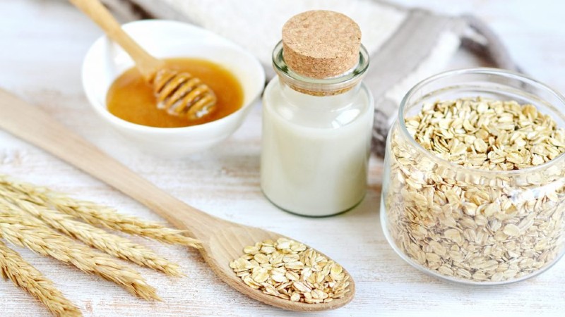 Top 20+ Cách Làm Cho Môi Nhỏ Lại Tại Nhà 11 cách làm môi nhỏ lại giúp môi thêm xinh xắn và quyến rũ 38 Bột yến mạch hoàn toàn có thể thu nhỏ môi lại