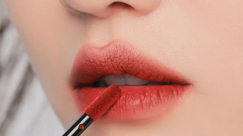 Top 20+ Cách Làm Cho Môi Nhỏ Lại Tại Nhà 11 cách làm môi nhỏ lại giúp môi thêm xinh xắn và quyến rũ 45 Thu nhỏ đôi môi tuyệt vời bằng cách đánh son tint