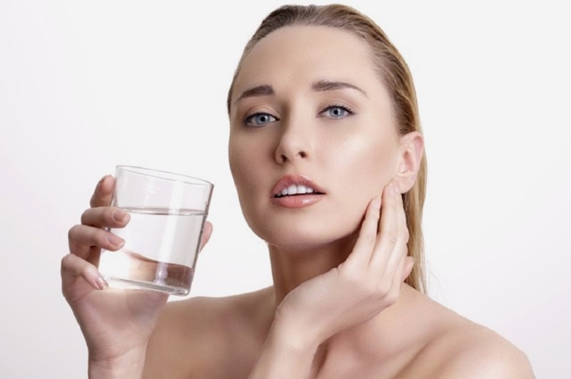 Top 20+ Da Hỗn Hợp Thiên Dầu Nên Đắp Mặt Nạ Gì Da hỗn hợp là gì? Cách chăm sóc da hỗn hợp đúng chuẩn? 43 Uống nhiều nước sẽ giúp làn da khỏe mạnh hơn trong thời tiết khô hanh