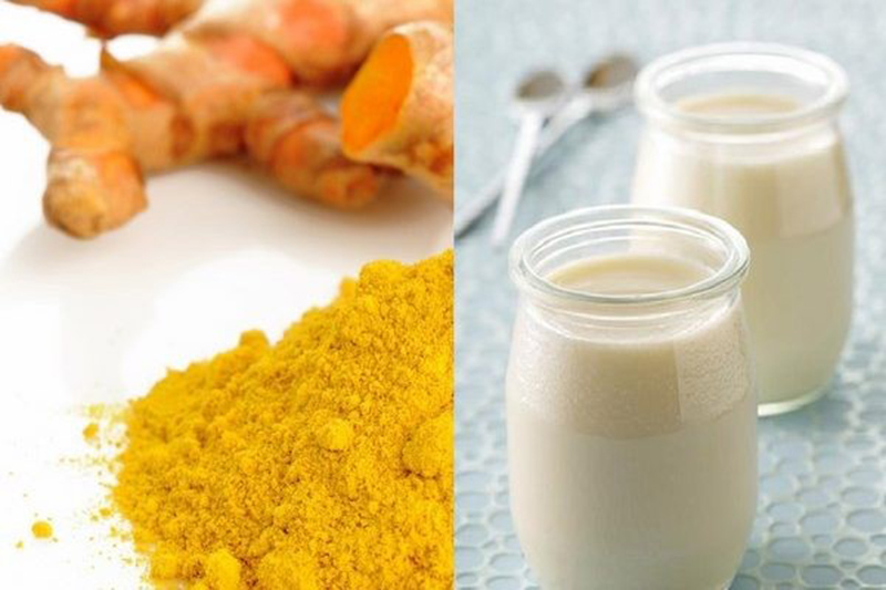 cách làm hồng cô bé sau sinh bằng tinh bột nghệ và sữa tươi