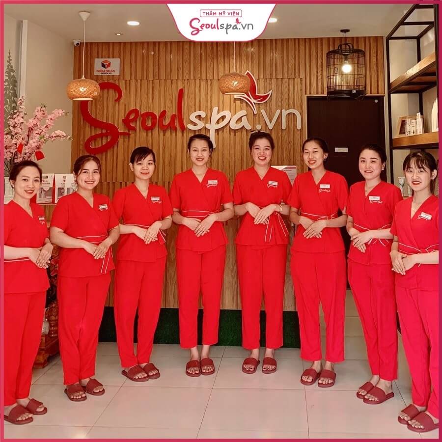 Đội ngũ kỹ thuật viên trình độ chuyên môn cao, tay nghề giỏi