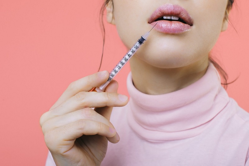 Top 20+ Những Điều Cần Biết Khi Tiêm Filler Tiêm filler là gì? Những vấn đề cần biết trước khi tiêm 27 Bạn nên tránh chạm vào vùng da tiêm