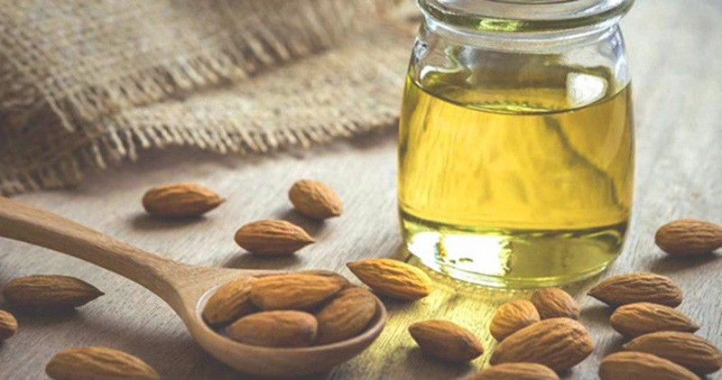 Top 20+ Trị Thâm Nhũ Hoa Bằng Mật Ong Hướng dẫn công thức làm hồng nhũ hoa bằng chanh hiệu quả bất ngờ 30 Sử dụng tinh dầu hạnh nhân để kết hợp cùng chanh làm hồng nhũ hoa
