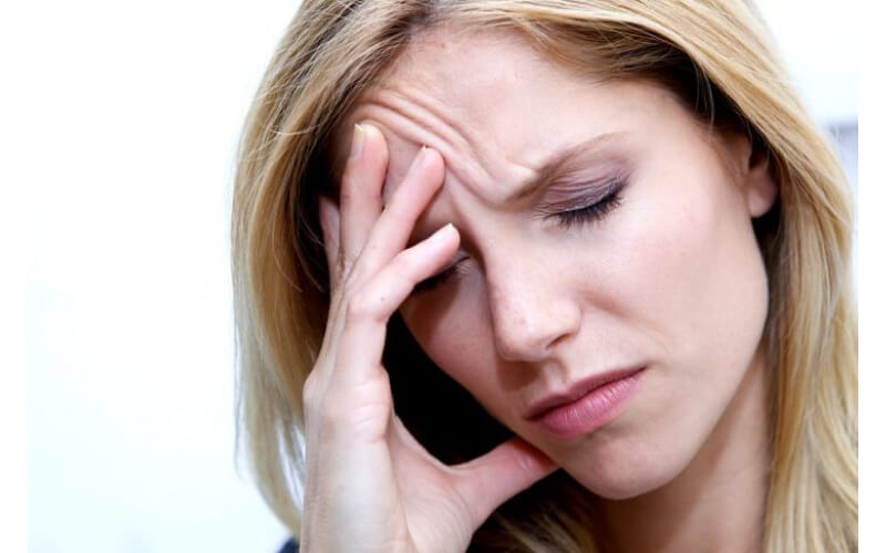 Chăm sóc sai cách sau căng chỉ có thể khiến tình trạng tím tái, đau nhức nghiêm trọng