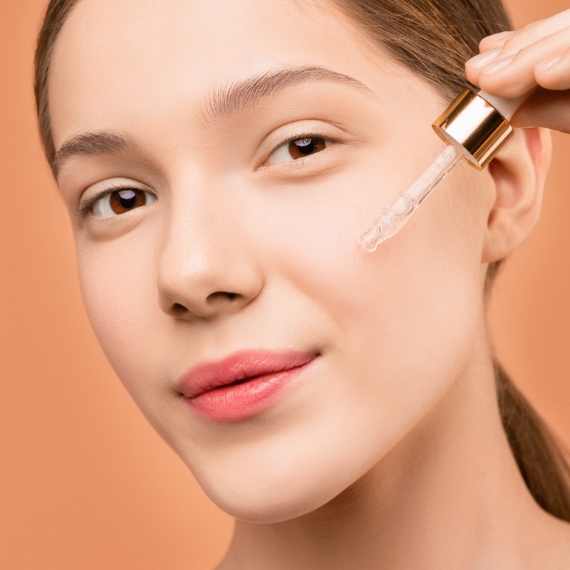 da mụn có nên dùng vitamin C