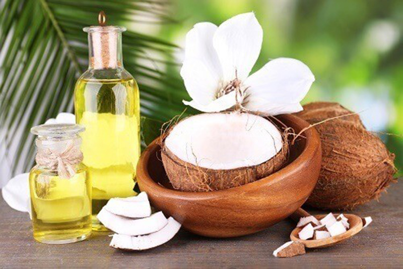 Các tính chất trong tinh dầu dừa, giúp nhũ hoa hồng hào