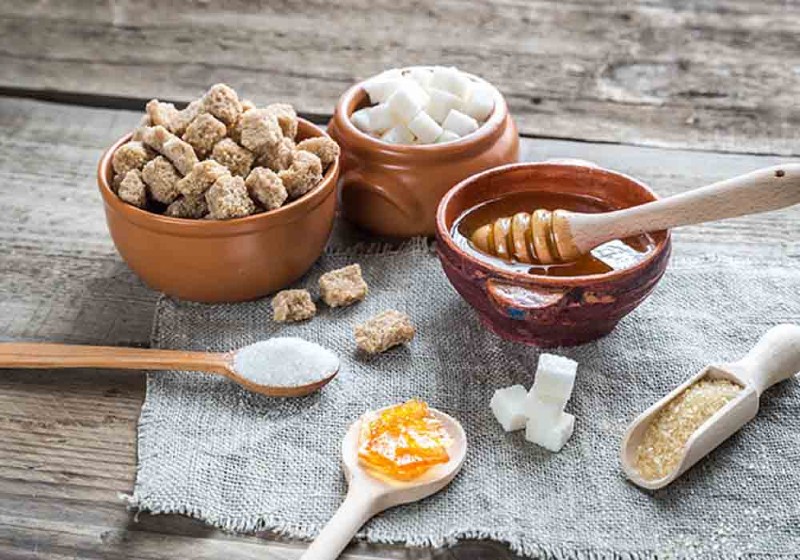 Mật ong kết hợp với đường tạo công thức wax nách an toàn, hiệu quả
