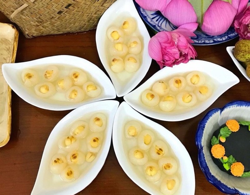Hạt sen có lợi cho sức khỏe của người lớn tuổi