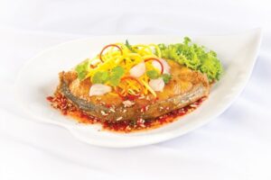 Cá thu sốt cà chua có hàm lượng calo khá cao