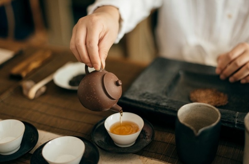 Uống trà mỗi ngày cũng là một cách mà người Nhật giữ gìn sắc đẹp của mình