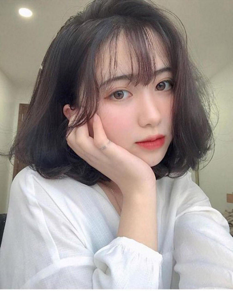 Mái thưa giúp bạn trở nên dễ thương và trẻ hơn