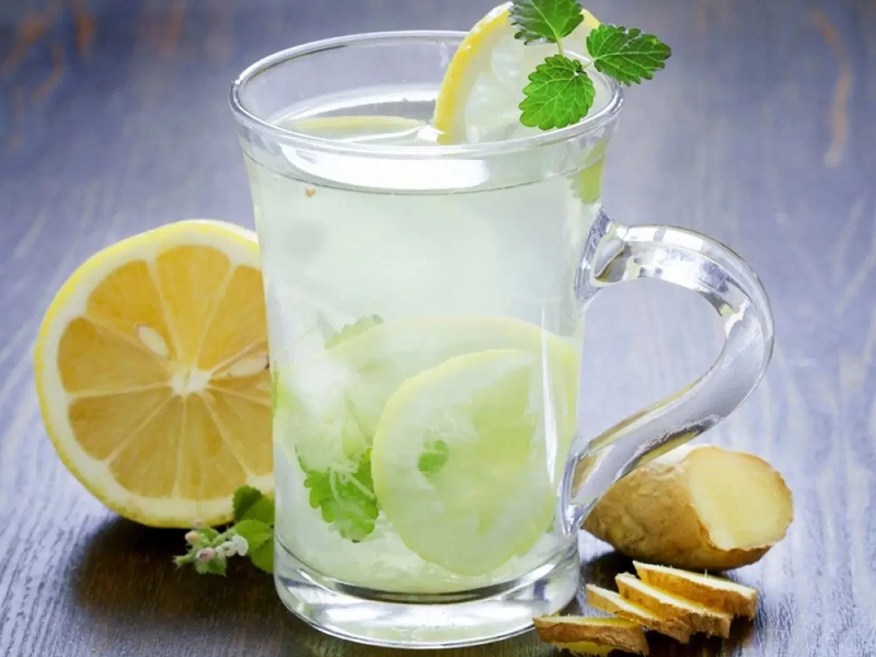 Uống nước chanh tươi mỗi ngày giúp thải độc, tiêu mỡ