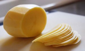 Cách trị thâm mụn tại nhà 17 Cách trị thâm mụn tại nhà Dầu dừa không những giúp chăm sóc da tốt mà còn trị thâm hiệu quả