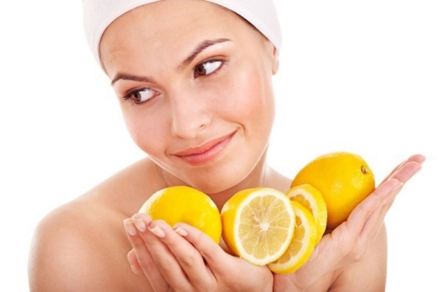 Nước cốt chanh có thể điều trị mụn cám cực kỳ tốt
