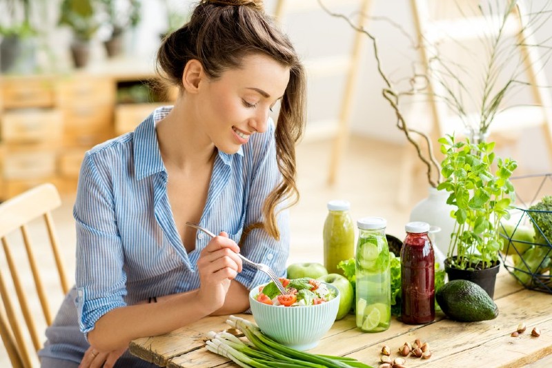 Top 20+ Bài Tập Giảm Mỡ Lưng Và Bắp Tay Cách giảm mỡ lưng HIỆU QUẢ - Tự tin lấy lại body hoàn hảo 47 Rau xanh và hoa quả là nhóm thực phẩm bạn nên bổ sung nhiều khi thực hiện chế độ ăn giảm mỡ