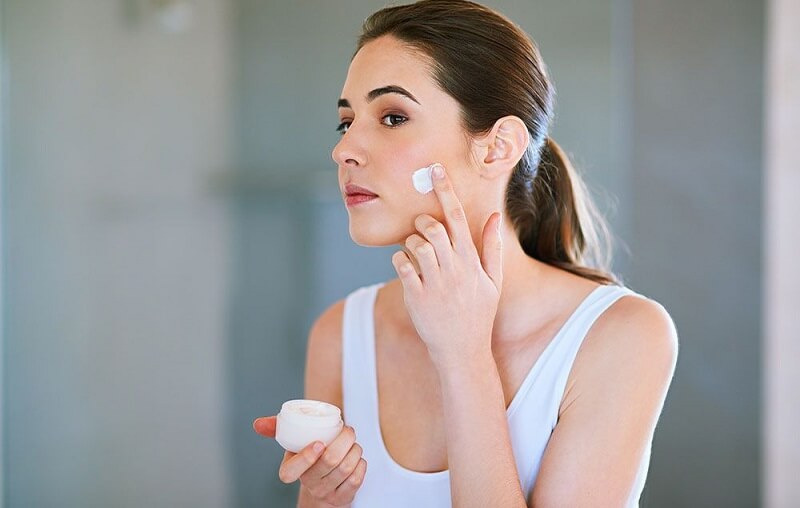Các bạn có thể tham khảo các sản phẩm chăm sóc da có chiết xuất từ thiên nhiên