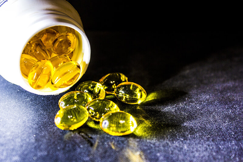 Nên sử dụng vitamin E vào buổi tối trước khi đi ngủ là tốt nhất