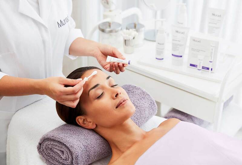 Công nghệ trị mụn Chemical Peel giúp loại bỏ mụn mủ triệt để