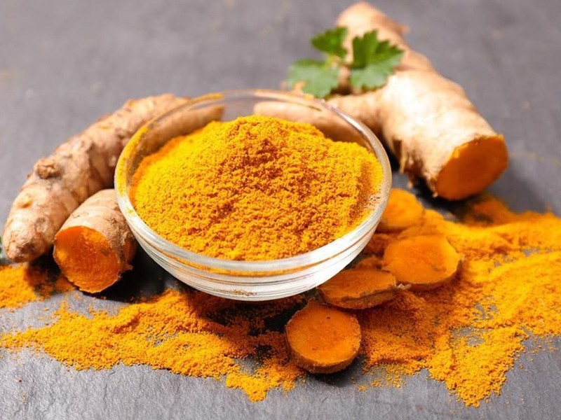 Tinh chất curcumin trong nghệ giúp điều trị rạn da hiệu quả và ngăn ngừa oxy hóa