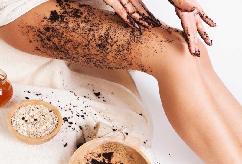 Bã cà phê và dầu dừa có tác dụng trị da rắn hiệu quả