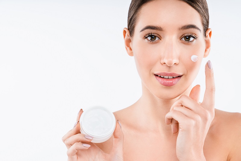 Top 20+ Các Phương Pháp Làm Trắng Da Hiện Nay Cấy trắng da mặt có tốt không? Các phương pháp làm đẹp da mặt khác 32 Nhớ bôi kem chống nắng sau khi tắm trắng