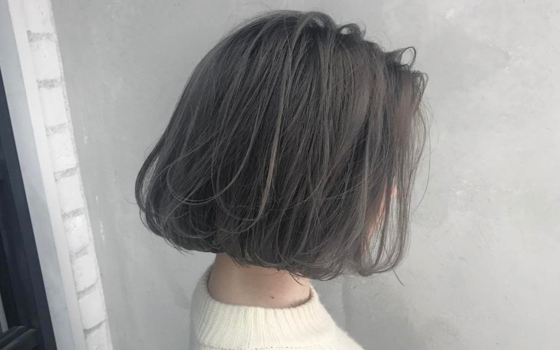 Màu than chì tạo hiệu ứng chuyển đổi màu sắc khi ra nắng