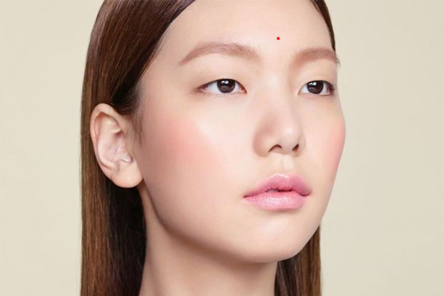 Lông mày có mọc lại không khi tự rụng khiến nhiều người băn khoăn