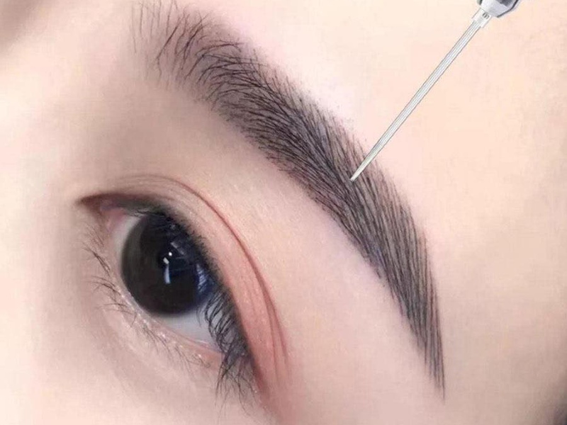 Điêu khắc chân mày thẩm mỹ tại spa đem lại hiệu ứng thẩm mỹ tốt nhất
