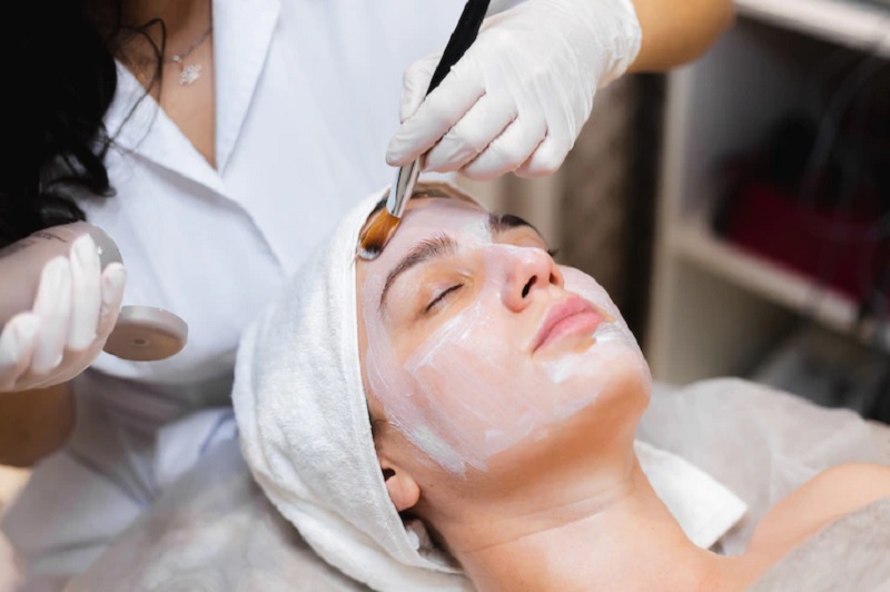 Top 20+ Khoẻ Massage Quận 3 Hồ Chí Minh Spa massage mặt ở đâu tốt tại TpHCM - Seoul Spa 27 Quá trình massage tạo điều kiện cho dưỡng chất thẩm thấu tốt hơn