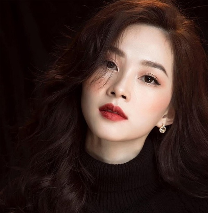 Mỗi màu sắc chân mày đều phù hợp với độ tuổi khác nhau