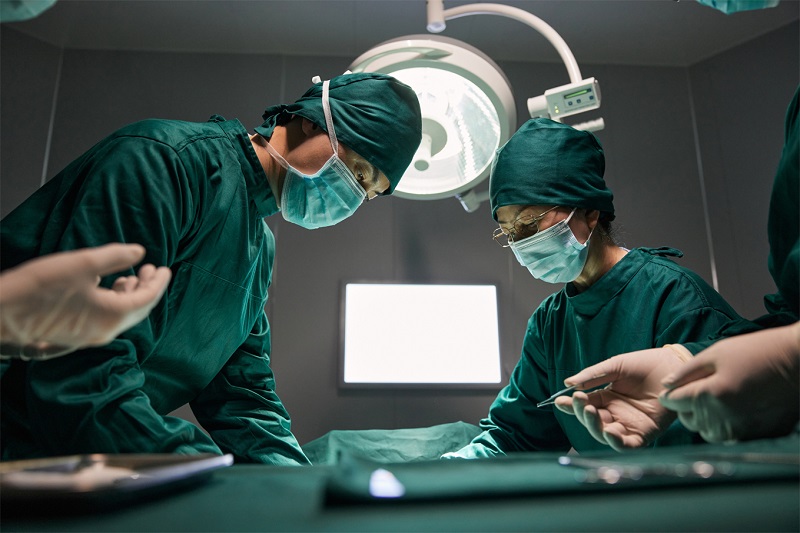 Tuân thủ lời bác sĩ dặn giúp đảm bảo hiệu quả nâng mũi