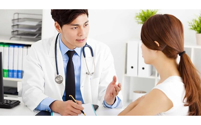 Cần đến bác sĩ thăm khám để có được loại thuốc giải độc và thành mát hiệu quả