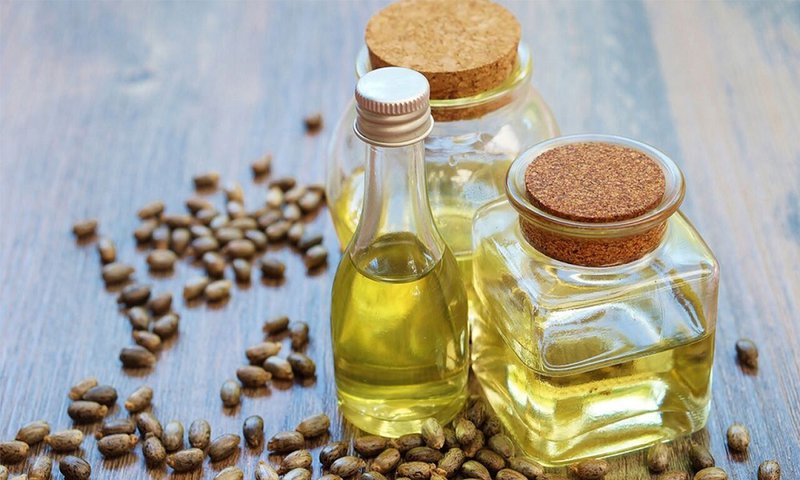 Dầu thầu dầu có tác dụng tẩy nốt ruồi hiệu quả