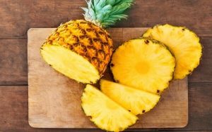 Top 10 cách tẩy nốt ruồi tại nhà hiệu quả mà dễ thực hiện 9 Mật ong cũng có khả năng làm mờ hắc tố nốt ruồi