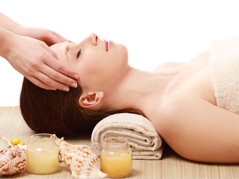 Đến Spa ngoài chăm sóc và điều trị da thì bạn còn được tận hưởng những giây phút thư giãn, giải tỏa mệt mỏi và căng thẳng