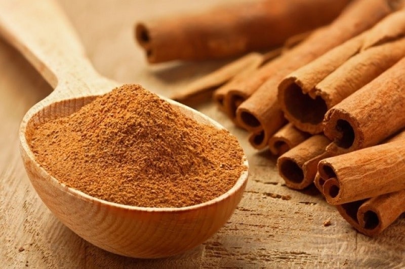 Bột quế giúp trẻ hóa da